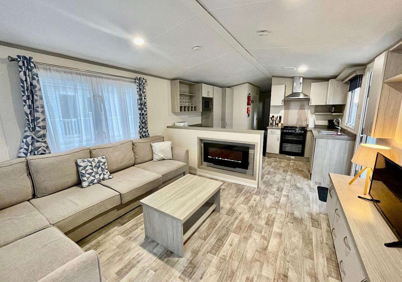 Luxury 3 Bedroom Caravan Between Perranporth And Newquay, Cornwall New Quay Eksteriør billede